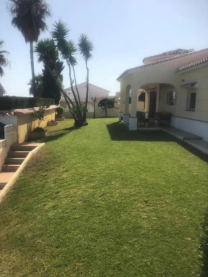 Vila Casa Darren Benajarafe
